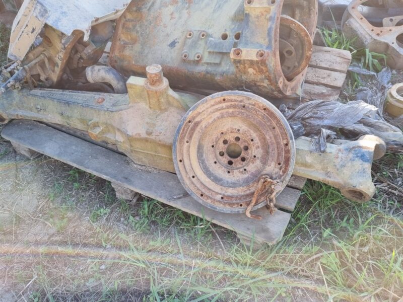 Eixo da tração dianteira trator New Holland Modelo TL-75