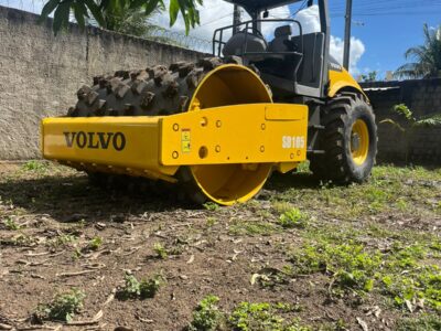 Rolo Compactador Volvo SD 105 F ano 2013 - Venda ou Locação