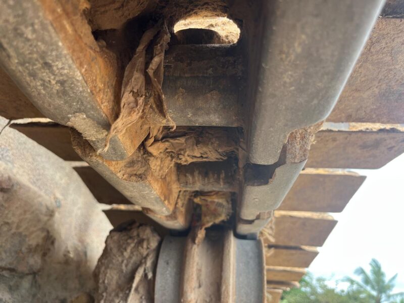 TRATOR DE ESTEIRAS MARCA KOMATSU, MODELO D61EX ANO 2020