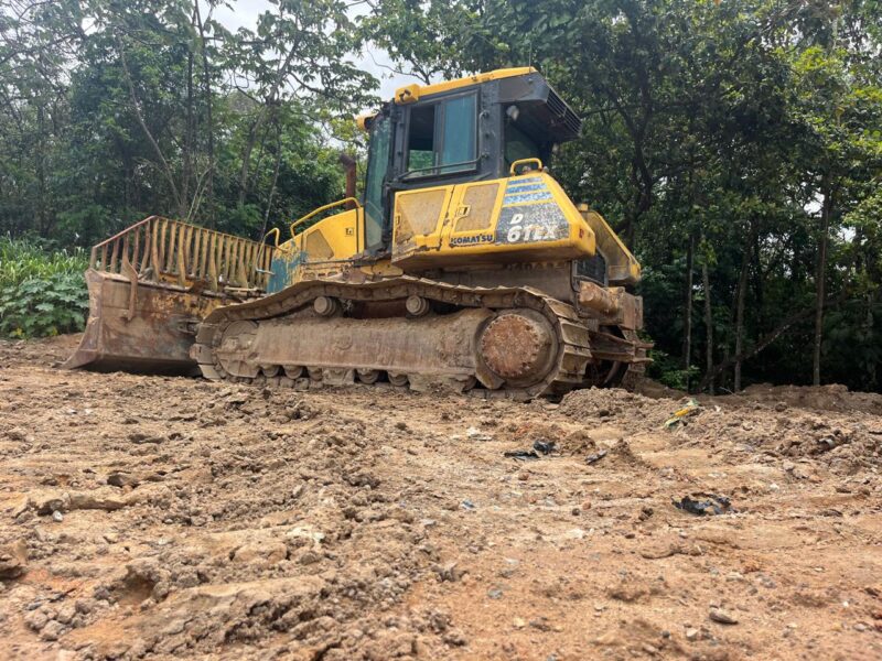 TRATOR DE ESTEIRAS MARCA KOMATSU, MODELO D61EX ANO 2020