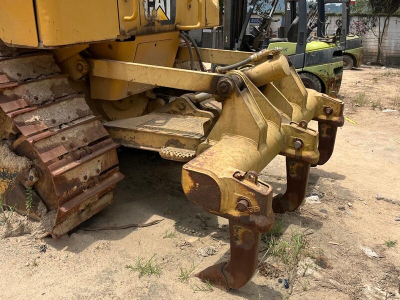 TRATOR DE ESTEIRAS MARCA CATERPILLAR MODELO D6N ANO 2014